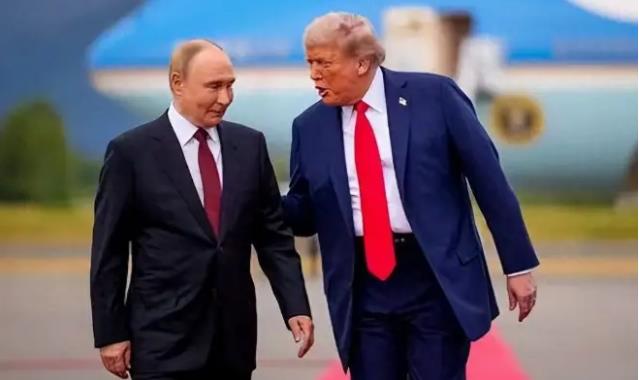 美俄私下敲定停火，乌克兰裁军40万，不得袭击莫斯科，泽连斯基的好日子到头了！