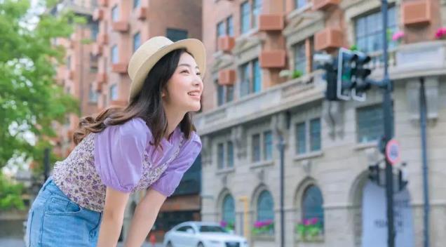 敢和已婚男人亲热的女人，反而不是“花心”女人，而是这种